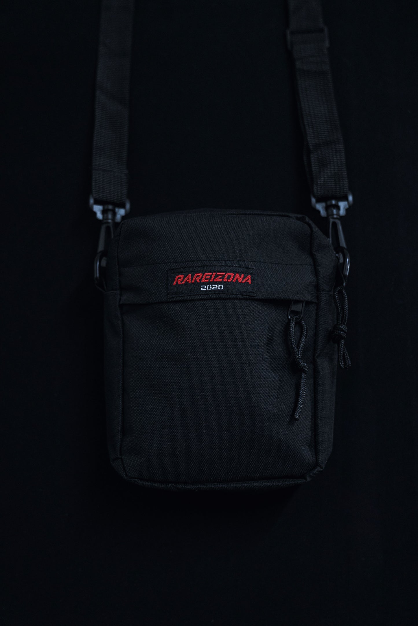 Rareizona Label Sidebag Black